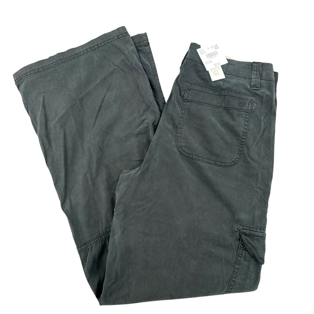 American Eagle Dreamy Drape Super High-Rise Baggy Wide Leg Cargo Pants Black 10L